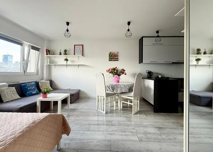 Apartment Cosy Solidarnosci Avenue